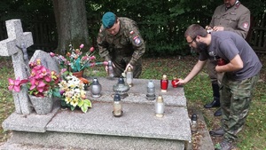 Upamiętnienie ofiar ukraińskich nacjonalistów w powiecie lubaczowskim akcją „11 lipca zapal Znicz Pamięci”.