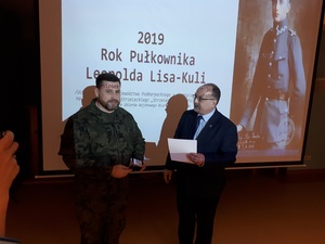 Prezentacja poświęcona płk. Leopoldowi Lisie-Kuli dla uczniów ze Lwowa.