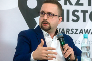 Dr Tomasz Kozłowski (BBH IPN) podczas dyskusji „Zielona Solidarność – nowa opozycja na wsi czy nawiązanie do PSL?” – 22 stycznia 2021. Fot. Sławek Kasper (IPN)