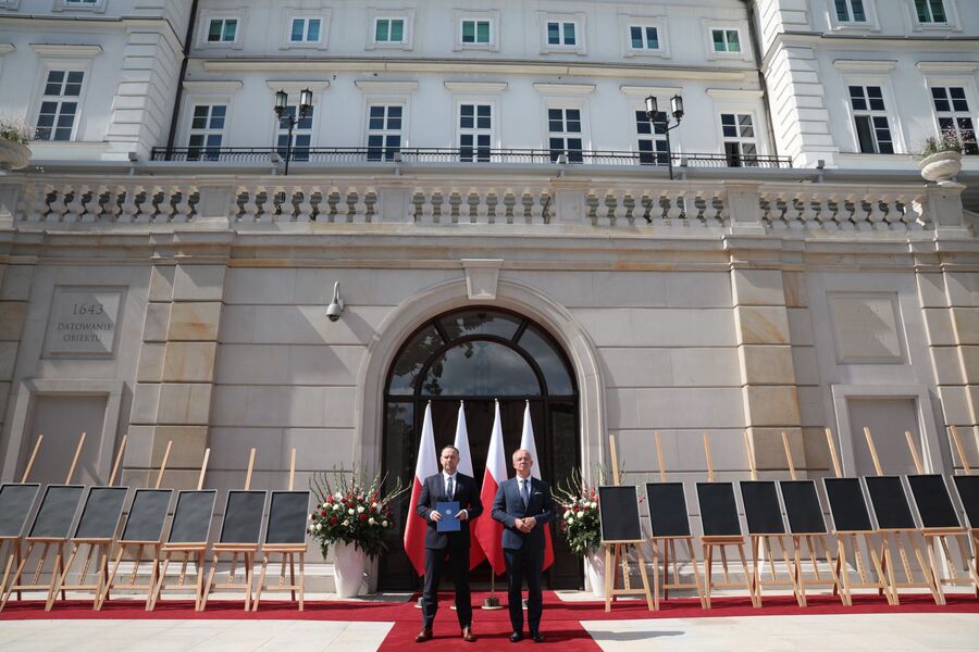 Uroczystość wręczenia not identyfikacyjnych rodzinom 26 ofiar reżimów totalitarnych – Warszawa, 12 sierpnia 2021. Fot. Mikołaj Bujak (IPN)