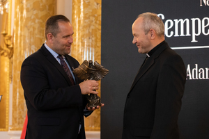 Ks. Adam Przywuski, laureat nagrody IPN „Semper Fidelis” z 2021 roku – Warszawa, 8 października 2021 roku. Fot. Mikołaj Bujak (IPN)