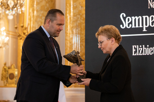 Elżbieta Rusinko, laureatka nagrody IPN „Semper Fidelis” z 2021 roku – Warszawa, 8 października 2021 roku. Fot. Mikołaj Bujak (IPN)