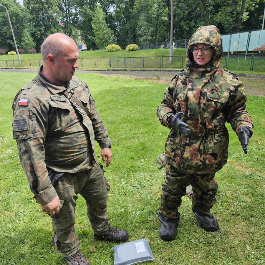 Szkolenie dla pracowników IPN Oddział w Rzeszowie przez żołnierzy 3. Podkarpackiej Brygady Obrony Terytorialnej – Rzeszów, 28 maja 2028.Fot. Jacek Magdoń (IPN)