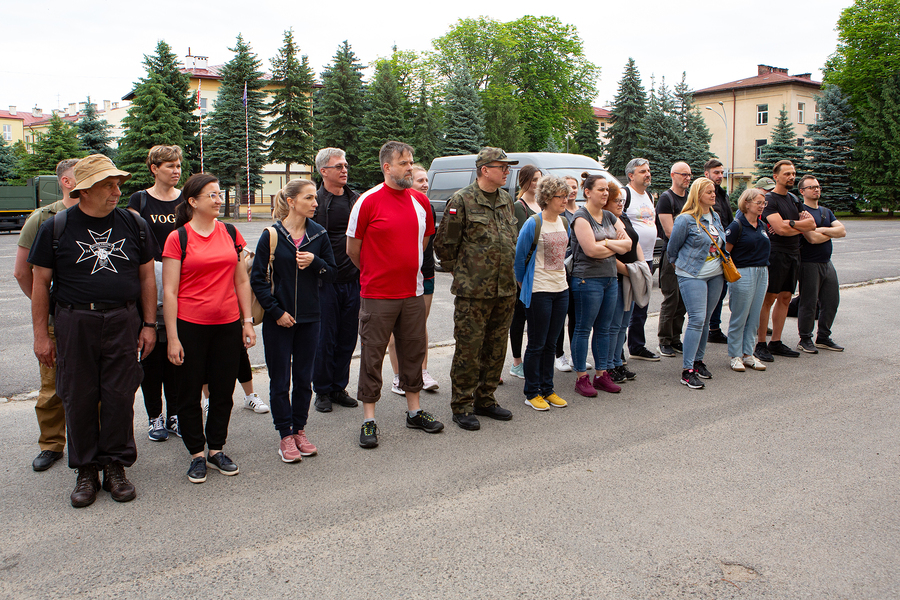 Szkolenie dla pracowników IPN Oddział w Rzeszowie przez żołnierzy 3. Podkarpackiej Brygady Obrony Terytorialnej – Rzeszów, 28 maja 2028.Fot. Igor Witowicz (IPN)