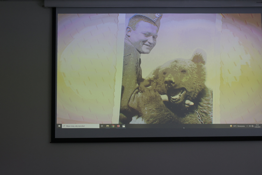 „Historia Misia Wojtka” – zajęcia edukacyjne dla uczniów SP nr 1 w Pstrągowej, 13 czerwca 2024. Fot. Katarzyna Gajda-Bator (IPN)