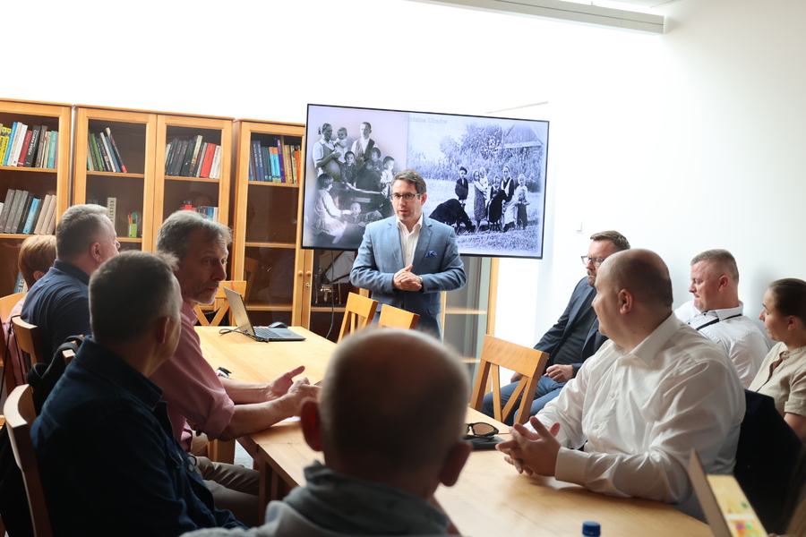 Grupa świętokrzyskich pedagogów i pracowników Delegatury IPN w Kielcach w Markowej – 18 czerwca 2024. Fot. Katarzyna Gajda-Bator (IPN)