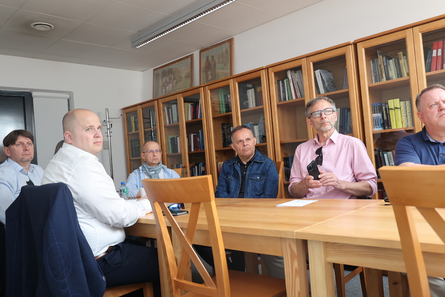 Grupa świętokrzyskich pedagogów i pracowników Delegatury IPN w Kielcach w Markowej – 18 czerwca 2024. Fot. Katarzyna Gajda-Bator (IPN)