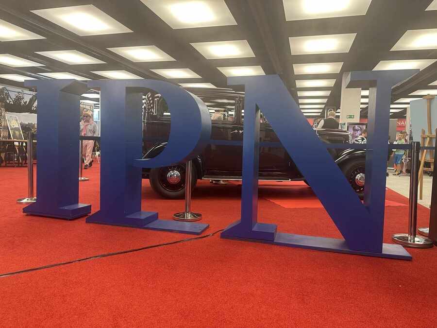 8ec9f6d6-d834-4d11-8108-7c40c92f130e