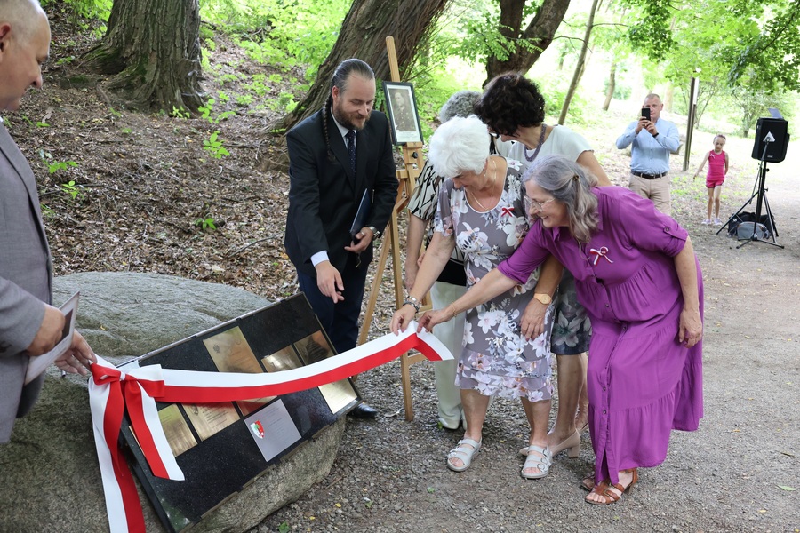 Upamiętnienie przodownika PP Józefa Prokopa – Park Krajobrazowy „Buczyna” w Górze Ropczyckiej 29 czerwca 2024. Fot. Radosław Sołek (IPN)