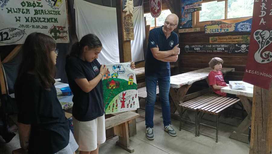 Zajęcia edukacyjne podczas obózu historycznego w Bieszczadach – Nasiczne,1 lipca 2024. Fot. Marcin Bukała (IPN)