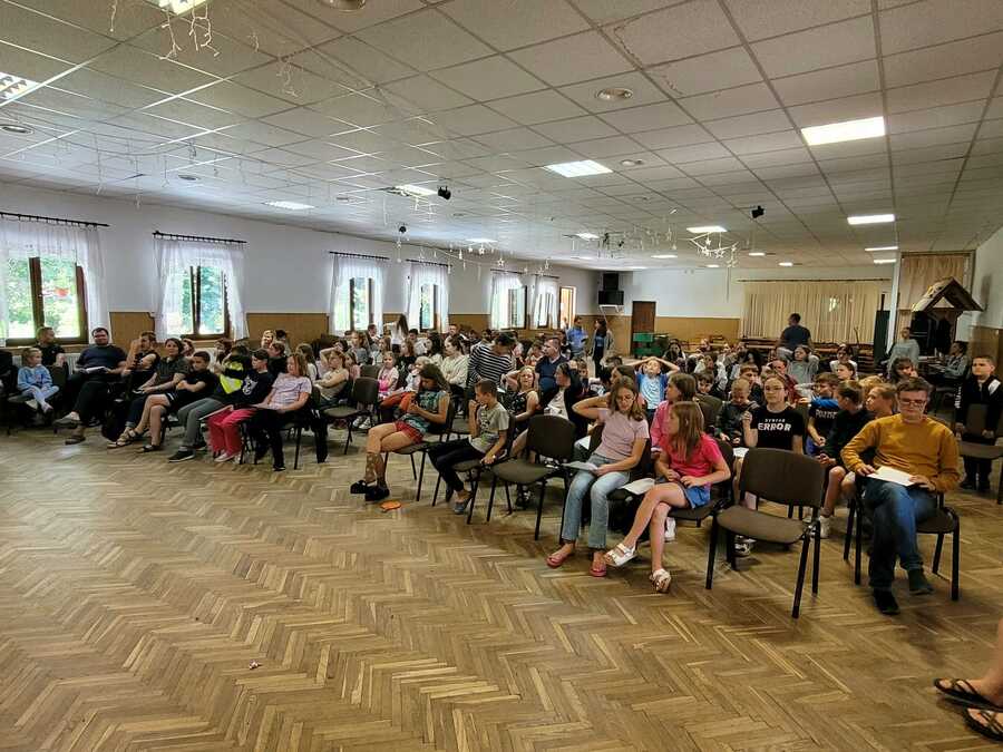 Wakacje z IPN dla młodzieży odpoczywającej w Myczkowcach, 4 lipca 2024. Fot. Stanisław Stopyra (IPN)