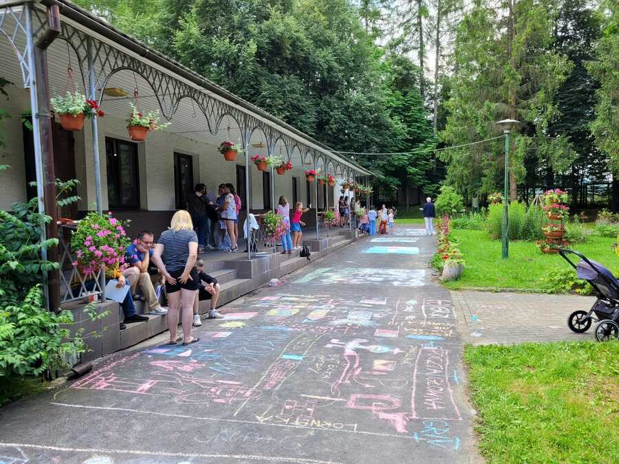 Wakacje z IPN dla młodzieży odpoczywającej w Myczkowcach, 4 lipca 2024. Fot. Stanisław Stopyra (IPN)