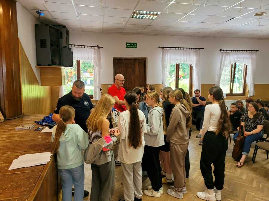 Wakacje z IPN dla młodzieży odpoczywającej w Myczkowcach, 4 lipca 2024. Fot. Stanisław Stopyra (IPN)