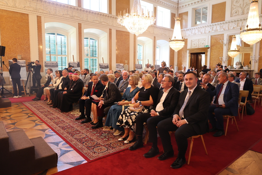 Sesji Sejmiku Województwa Podkarpackiego ustanawiająca błogosławioną Rodzina Ulmów patronami województwa – Łańcut. 7 lipca 2024. Fot. Katarzyna Gajda-Bator (IPN)