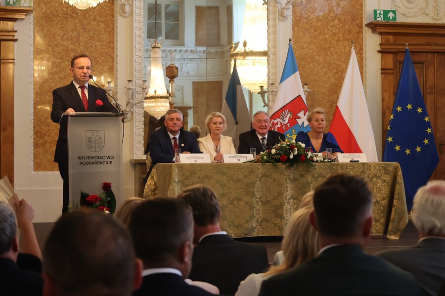 Sesji Sejmiku Województwa Podkarpackiego ustanawiająca błogosławioną Rodzina Ulmów patronami województwa – Łańcut. 7 lipca 2024. Fot. Katarzyna Gajda-Bator (IPN)