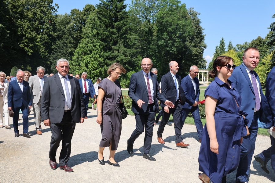 Sesji Sejmiku Województwa Podkarpackiego ustanawiająca błogosławioną Rodzina Ulmów patronami województwa – Łańcut. 7 lipca 2024. Fot. Katarzyna Gajda-Bator (IPN)