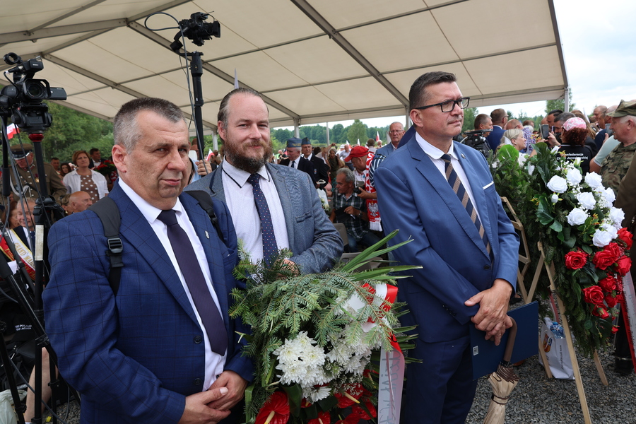 Odsłonięcie Pomnika „Rzeź Wołyńska”. Fot. IPN Rzeszów