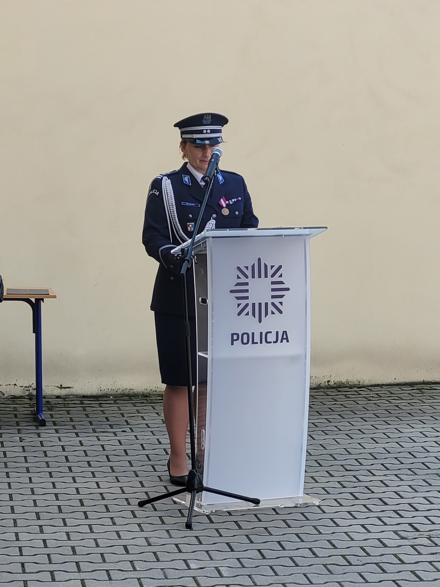 Odsłonięcie tablicy poświęconej pamięci funkcjonariuszy Policji Państwowej związanych z powiatem strzyżowskim –Strzyżów, 23 lipca 2024. Fot Hubert Bury (IPN)