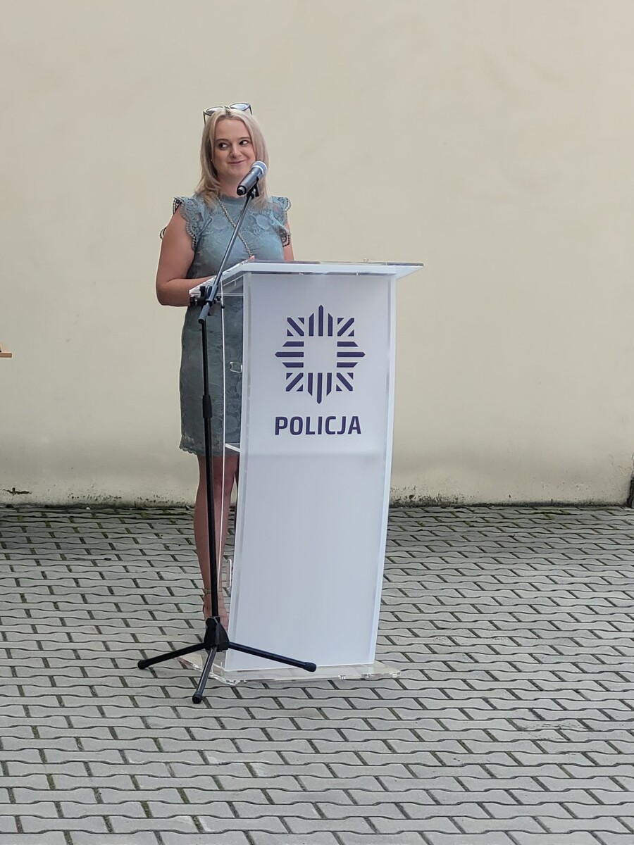 Odsłonięcie tablicy poświęconej pamięci funkcjonariuszy Policji Państwowej związanych z powiatem strzyżowskim –Strzyżów, 23 lipca 2024. Fot Hubert Bury (IPN)