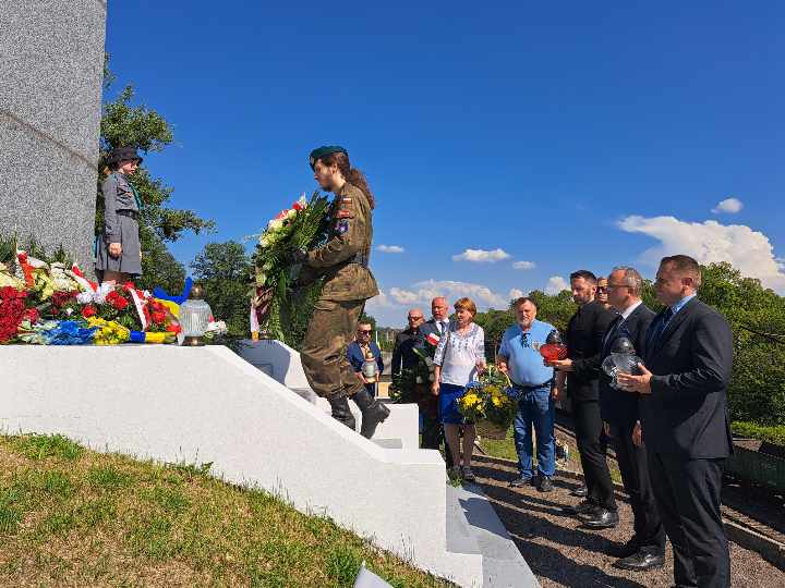 Obchody 104. rocznicy bitwy pod Zadwórzem. Fot. Jacek Magdoń (IPN)
