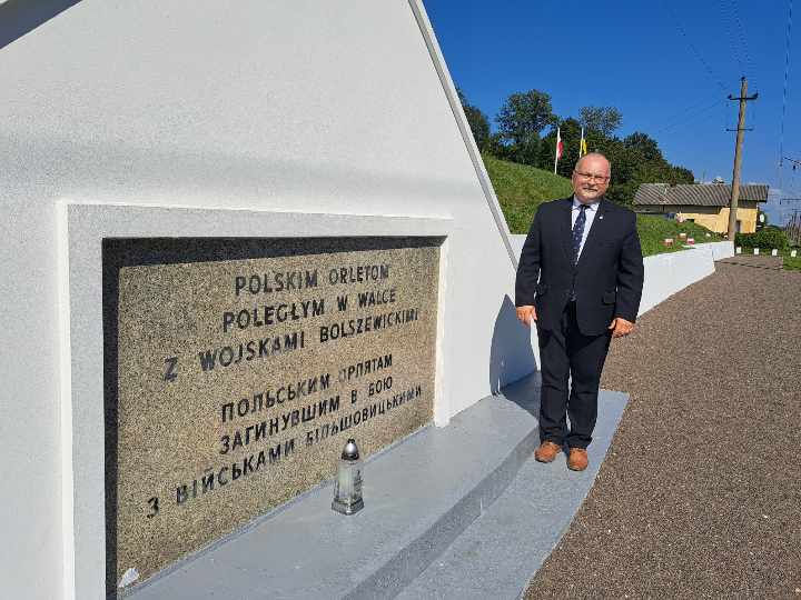 Obchody 104. rocznicy bitwy pod Zadwórzem. Fot. Jacek Magdoń (IPN)