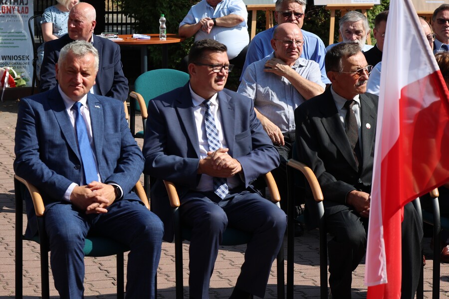 Odsłonięcie muralu poświęconego pamięci ludzi Solidarności w Rzeszowie