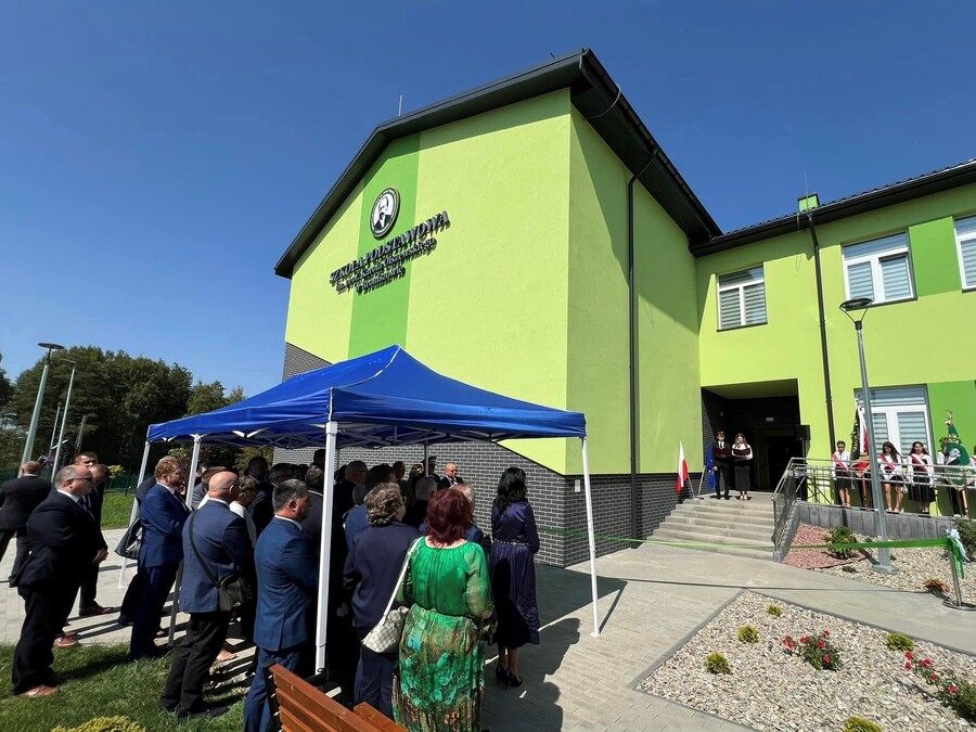 Wojewódzka Inauguracja Roku Szkolnego 2024/2025 w Szkole Podstawowej im. prof. Karola Olszewskiego w Broniszowie