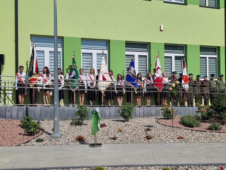 Wojewódzka Inauguracja Roku Szkolnego 2024/2025 w Szkole Podstawowej im. prof. Karola Olszewskiego w Broniszowie
