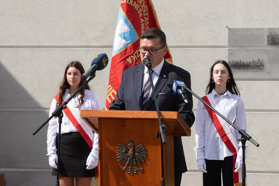 Dr hab. Dariusz Iwaneczko na obchodach 85. rocznicy obrony Rzeszowa i odsłonięciu gabloty z ziemię z pól bitewnych 24. Pułku Ułanów im. Hetmana Wielkiego Koronnego Stanisława Żółkiewskiego – Rzeszów, 9 września 2024. Fot. Igor Witowicz (IPN)
