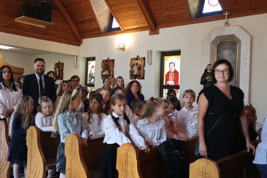 Uroczystość nadania szkole im. bł. Rodziny Ulmów – Błędowa Zgłobieńska, 20 września 2024. Fot. Katarzyna Gajda-Bator (IPN)