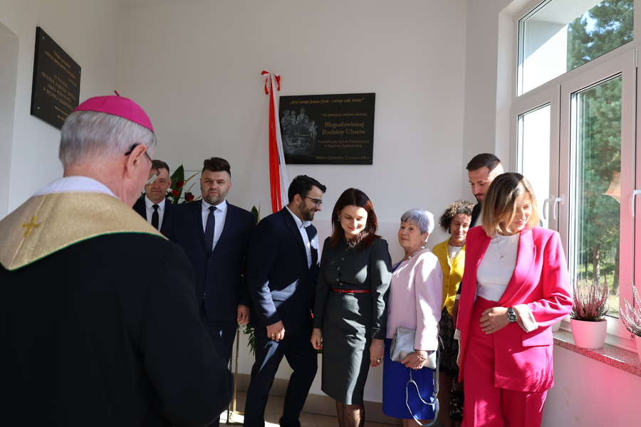 Uroczystość nadania szkole im. bł. Rodziny Ulmów – Błędowa Zgłobieńska, 20 września 2024. Fot. Katarzyna Gajda-Bator (IPN)