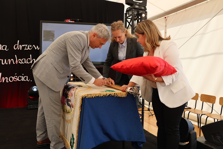 Uroczystość nadania szkole im. bł. Rodziny Ulmów – Błędowa Zgłobieńska, 20 września 2024. Fot. Katarzyna Gajda-Bator (IPN)