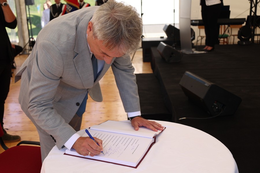 Uroczystość nadania szkole im. bł. Rodziny Ulmów – Błędowa Zgłobieńska, 20 września 2024. Fot. Katarzyna Gajda-Bator (IPN)