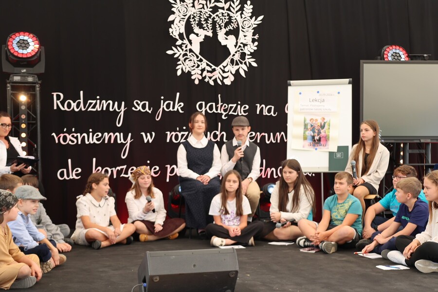 Uroczystość nadania szkole im. bł. Rodziny Ulmów – Błędowa Zgłobieńska, 20 września 2024. Fot. Katarzyna Gajda-Bator (IPN)