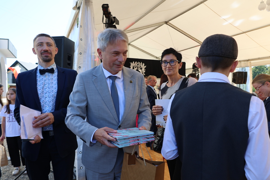 Uroczystość nadania szkole im. bł. Rodziny Ulmów – Błędowa Zgłobieńska, 20 września 2024. Fot. Katarzyna Gajda-Bator (IPN)