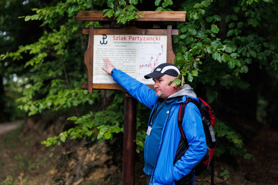 Inauguracja Szlaku Partyzanckiego I-go Zgrupowania Obwodu AK Dębica – 1 października 2024. Fot. PCEK w Ropczycach