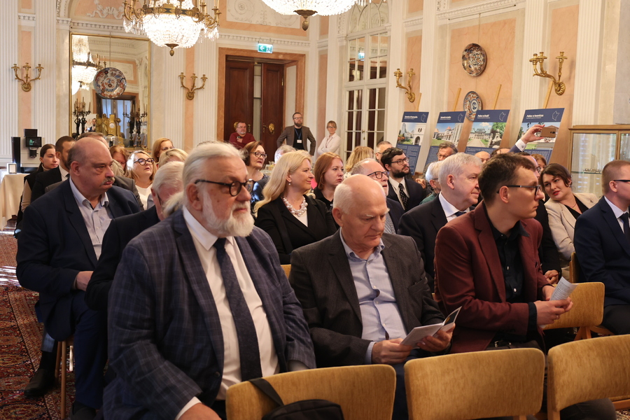 Konferencja ogólnopolska „Arystokracja i ziemiaństwo w II Rzeczypospolitej oraz wobec wyzwań II wojny światowej" – Łańcut, 10 października 2024. Fot. Katarzyna Gajda-Bator (IPN)