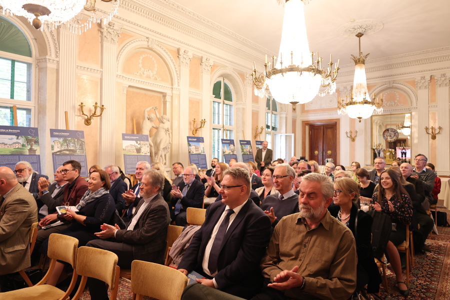 Konferencja ogólnopolska „Arystokracja i ziemiaństwo w II Rzeczypospolitej oraz wobec wyzwań II wojny światowej" – Łańcut, 10 października 2024. Fot. Katarzyna Gajda-Bator (IPN)