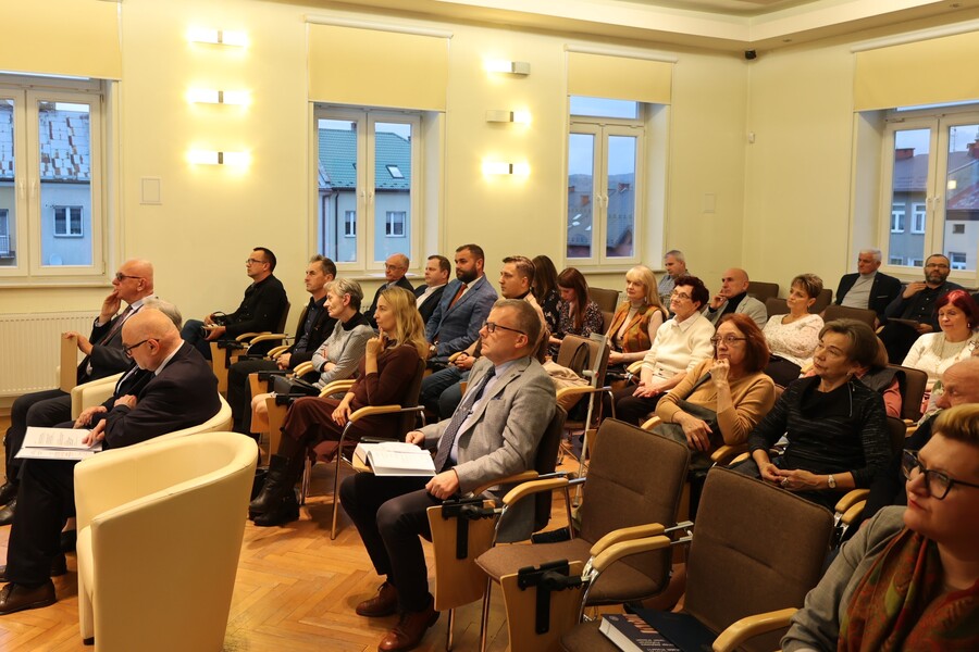 Prezentację publikacji „Historyk i świadek historii. Księga dedykowana Profesorowi Janowi Drausowi” – Brzozów, 15 września 2024. Fot. Marcin Bukała (IPN)