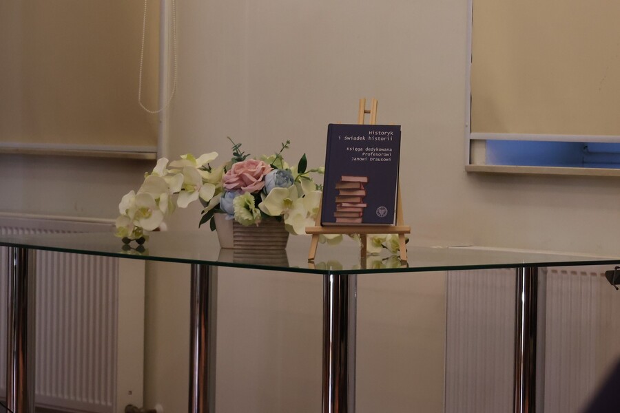 Prezentację publikacji „Historyk i świadek historii. Księga dedykowana Profesorowi Janowi Drausowi” – Brzozów, 15 września 2024. Fot. Marcin Bukała (IPN)