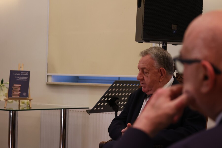 Prezentację publikacji „Historyk i świadek historii. Księga dedykowana Profesorowi Janowi Drausowi” – Brzozów, 15 września 2024. Fot. Marcin Bukała (IPN)
