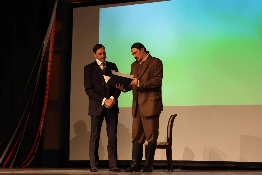 Spektakl „Trzy razy ON. Rzecz o Wincentym Witosie” w reż. Leszka Zduna – Przeworsk, 17 października. Fot. Katarzyna Gajda-Bator (IPN)