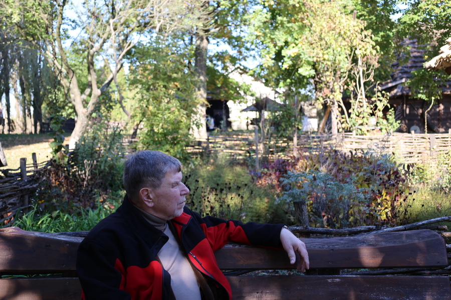 Uczestnicy ogólnopolskiego zjazdu szkół noszących imię Wincentego Witosa z wizytą w Markowej, 18 października 2024. Fot. Katarzyna Gajda-Bator (IPN)