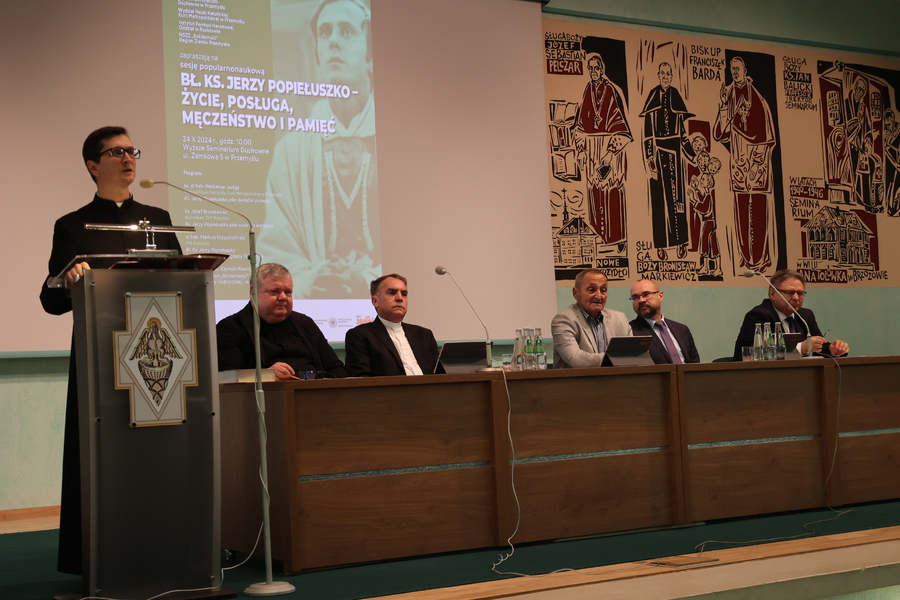 Sesja popularnonaukowa „Błogosławiony ks. Jerzy Popiełuszko – życie, posługa, męczeństwo i pamięć” – Przemyśl, 24 października 2024. Fot. Katarzyna Gajda-Bator (IPN)