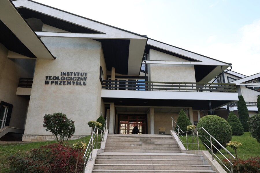 Sesja popularnonaukowa „Błogosławiony ks. Jerzy Popiełuszko – życie, posługa, męczeństwo i pamięć” – Przemyśl, 24 października 2024. Fot. Katarzyna Gajda-Bator (IPN)