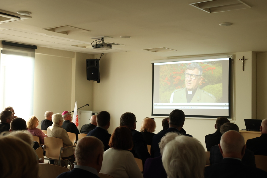 Sesja popularnonaukowa „Błogosławiony Jerzy Popiełuszko – życie, posługa, męczeństwo i pamięć” – Rzeszów, 7 listopada 2024. Fot. Katarzyna Gajda-Bator (IPN)