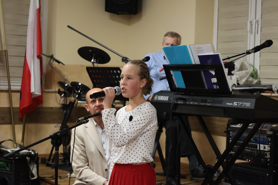 Wieczór patriotyczny z bohaterem gen. Zygmuntem Bohusz -Szyszko w roli głównej – Łąka, 11 listopada 2024. Fot. Katarzyna Gajda-Bator (IPN)