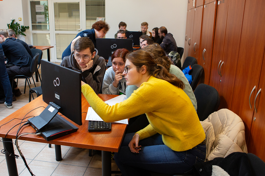 Zajęcia archiwalne ze studentami Uniwersytetu Rzeszowskiego – Rzeszów, 14 listopada 2024. Fot. Igor Witowicz (IPN)