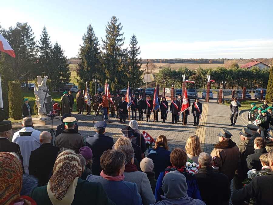 Uroczystości poświęcone pamięci mieszkańców wsi Ulicko-Seredkiewicz – Krowica Sama, 17 listopada 2024. Fot. IPN Rzeszów