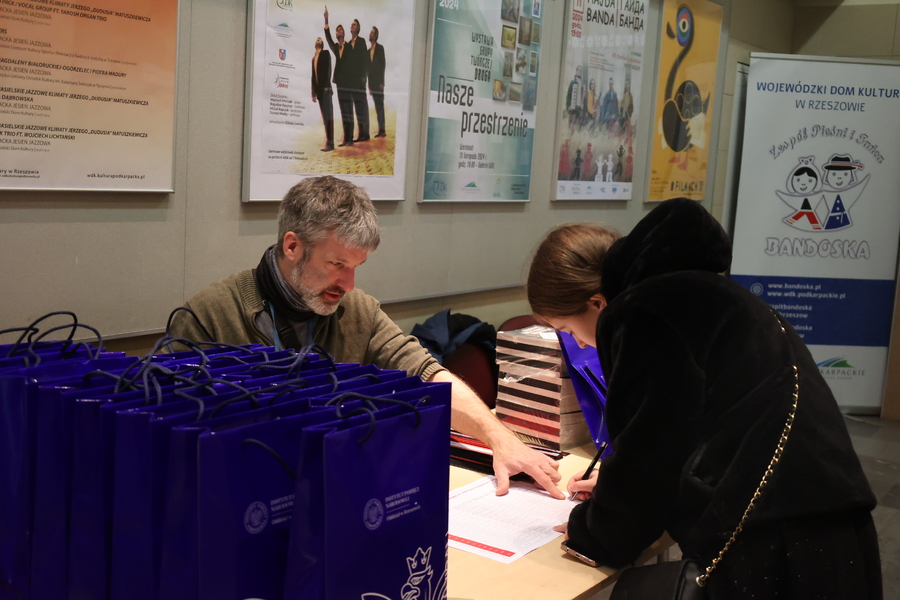 Rzeszowski półfinał IX Festiwalu Piosenki Niezłomnej i Niepodległej im. Henryka Rasiewicza „Kima” – Rzeszów, 20 listopada 2024. Fot. Katarzyna Gajda-Bator (IPN)